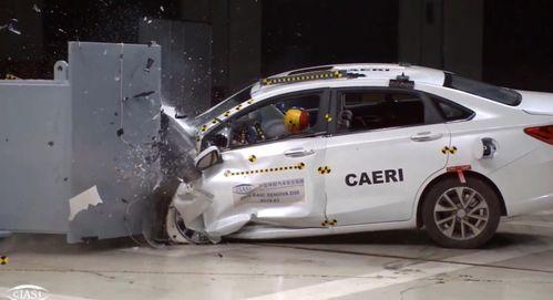 国产车撞击对比视频,安全性能哪家强？