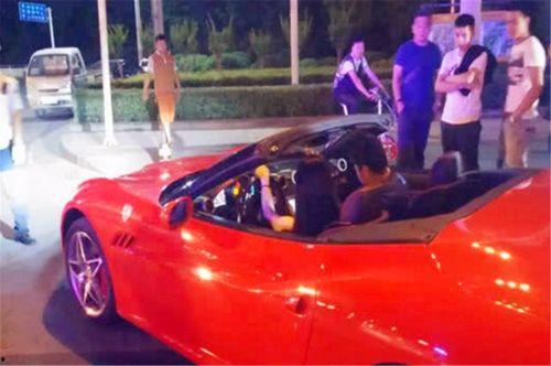 国产电车国外飙车视频,速度与激情的跨国之旅