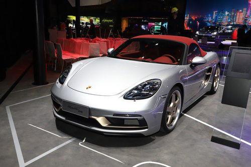 国产跑车专访视频,专访揭秘国产跑车背后的故事